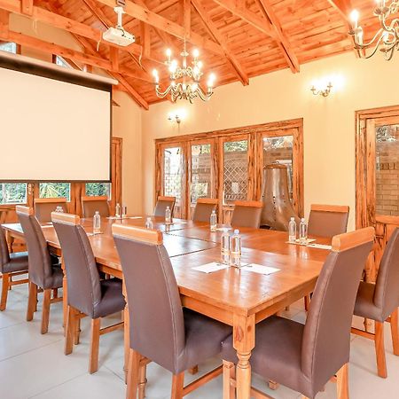 Sunward Park Guest House & Conference Center Боксбург Экстерьер фото
