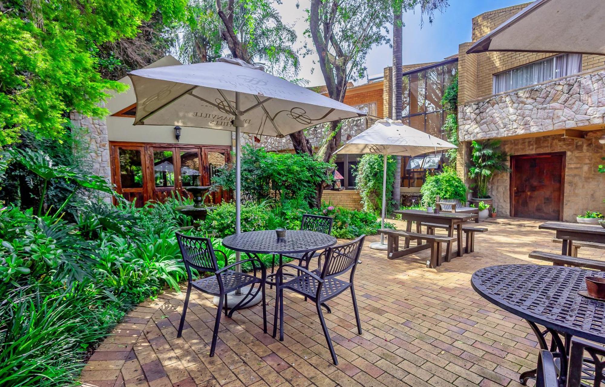 Sunward Park Guest House & Conference Center Боксбург Экстерьер фото