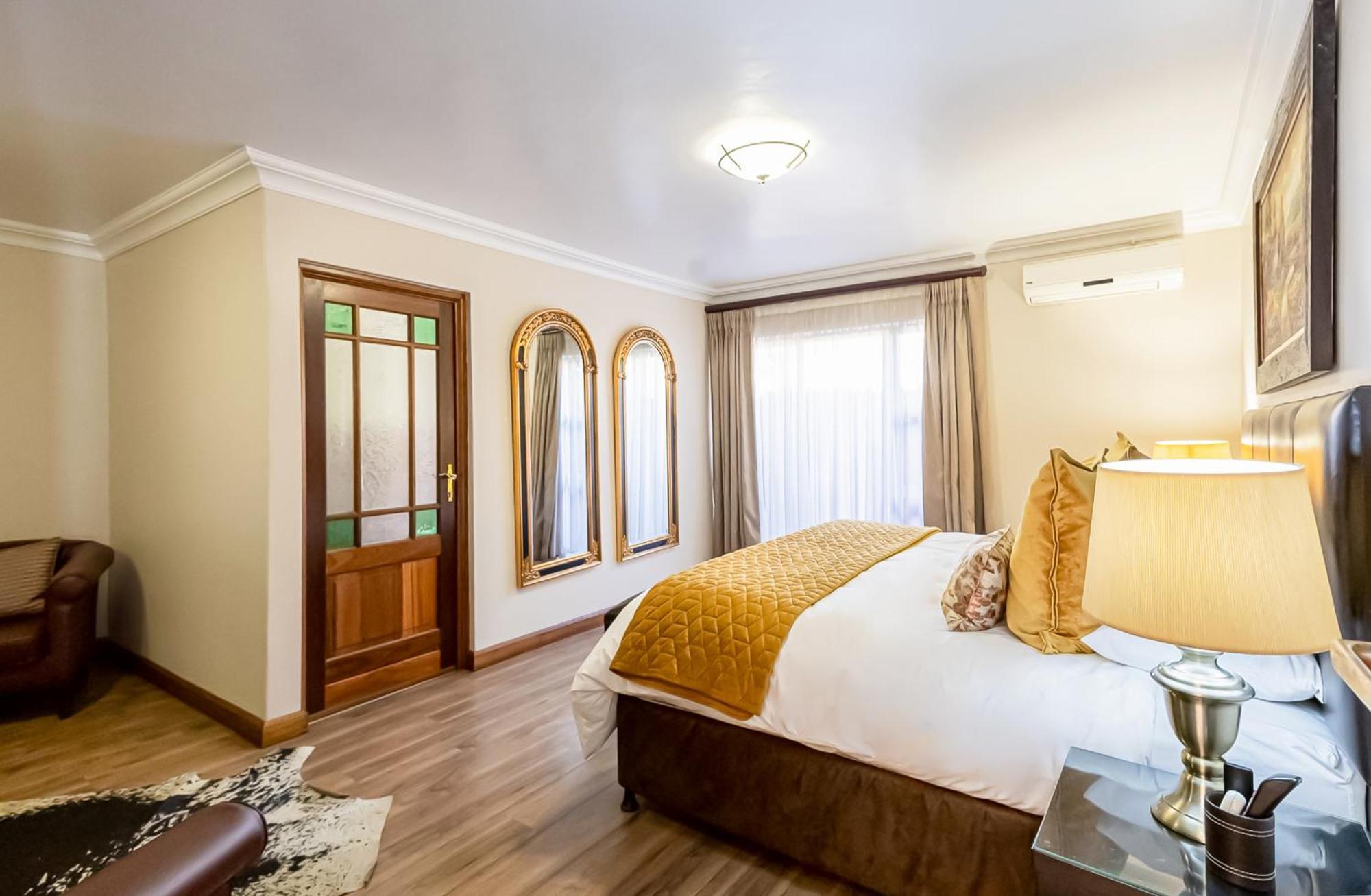 Sunward Park Guest House & Conference Center Боксбург Экстерьер фото