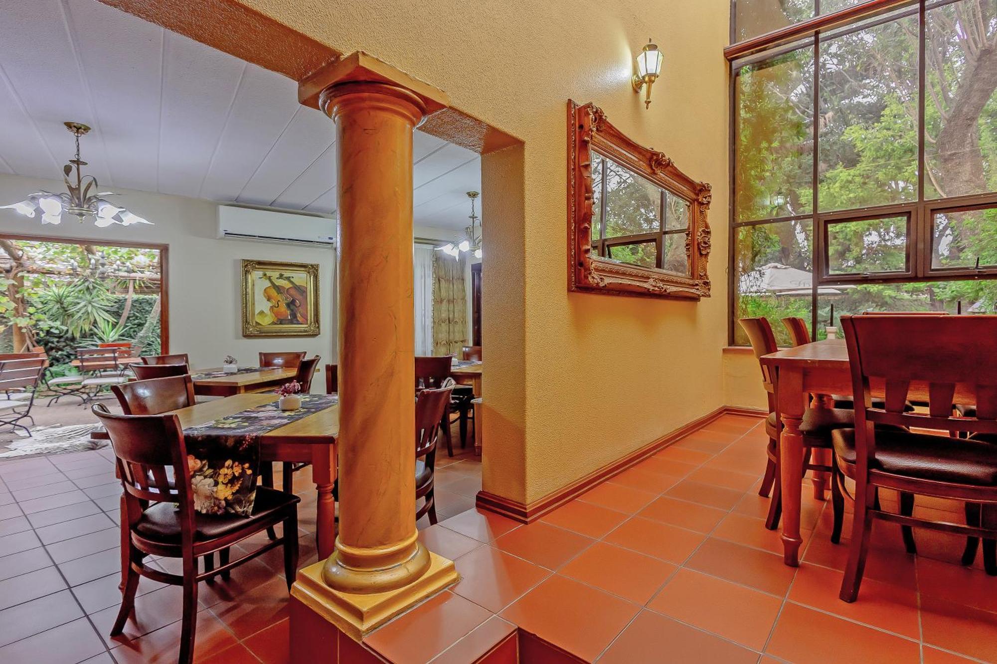 Sunward Park Guest House & Conference Center Боксбург Экстерьер фото